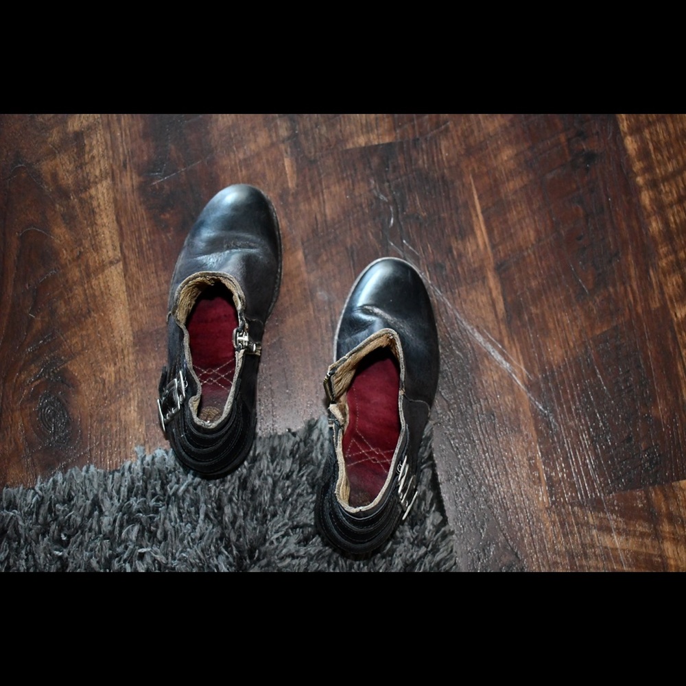 Handcrafted Black Ankle Leather Boots Size38